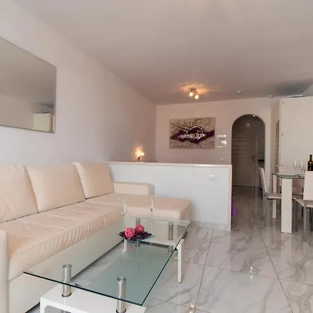 Park Santiago Iii 165 - Studio Ground Floor With Pool View * Playa de las Américas